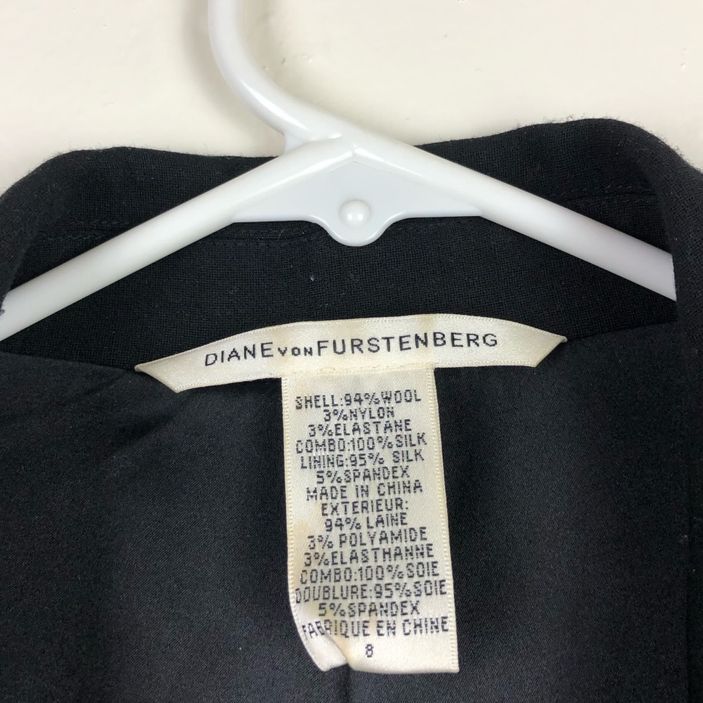 Diane Von Furstenberg Blazer with Flare Back Detail - Picture 5 of 6
